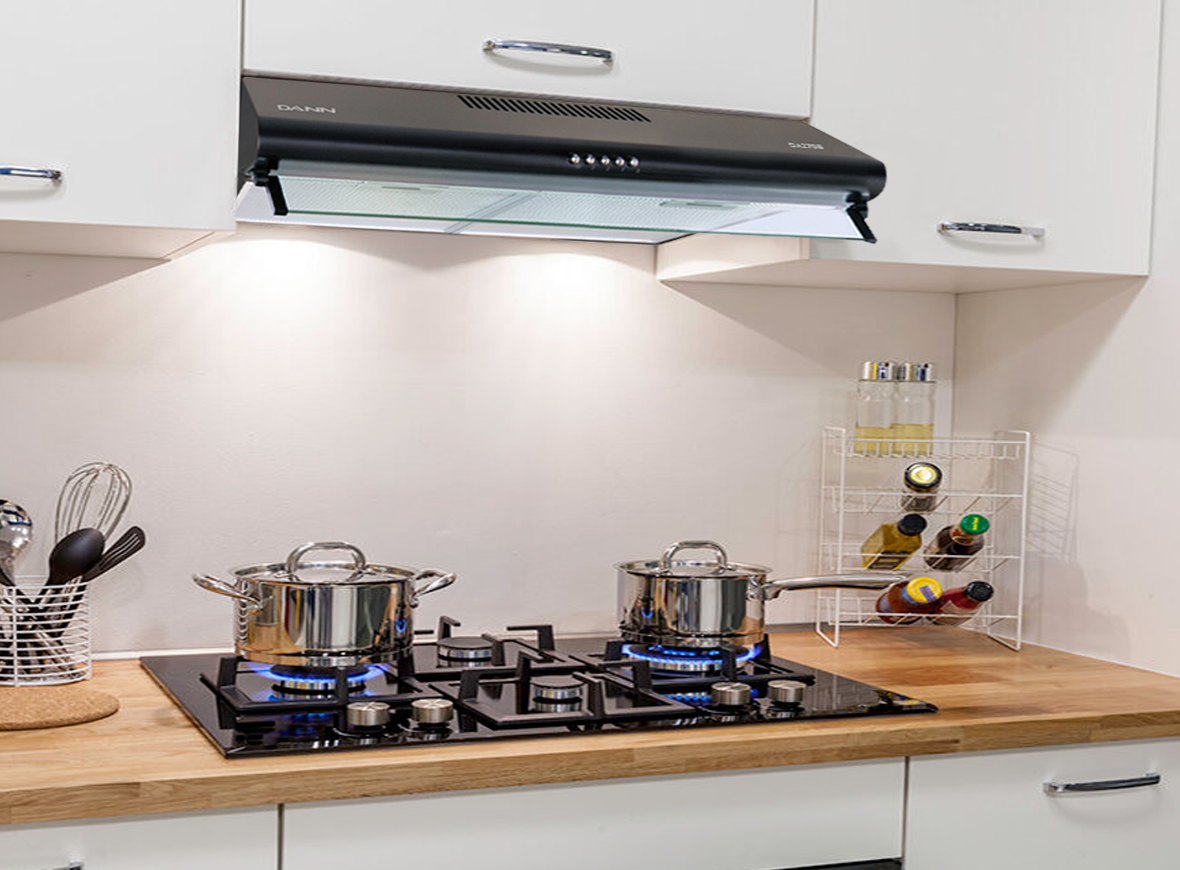 máy hút mùi than hoạt tính vs máy hút mùi có ống khói 5