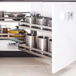 Giá liên hoàn hộp Eurogold EU102 (phải)