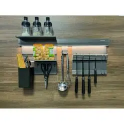 Giá treo ngoài cao cấp có đèn led Eurogold EVM700